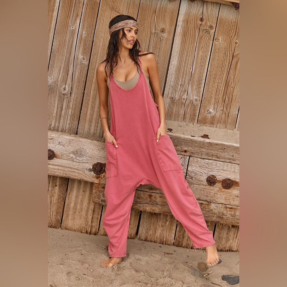 Free People Hot shot Onesie in Lovestruck size XS!🩷